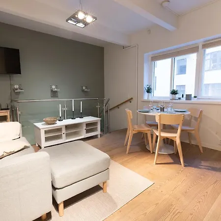 2ndhomes Two Story Apt With Spa Close To The Sea 아파트 헬싱키